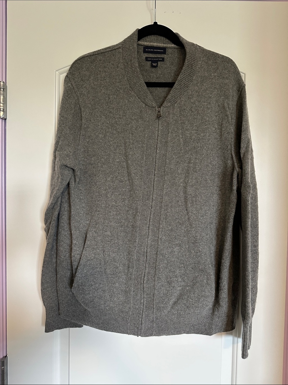 Banana Republic Men's Heather Gray Full-Zip Sweater